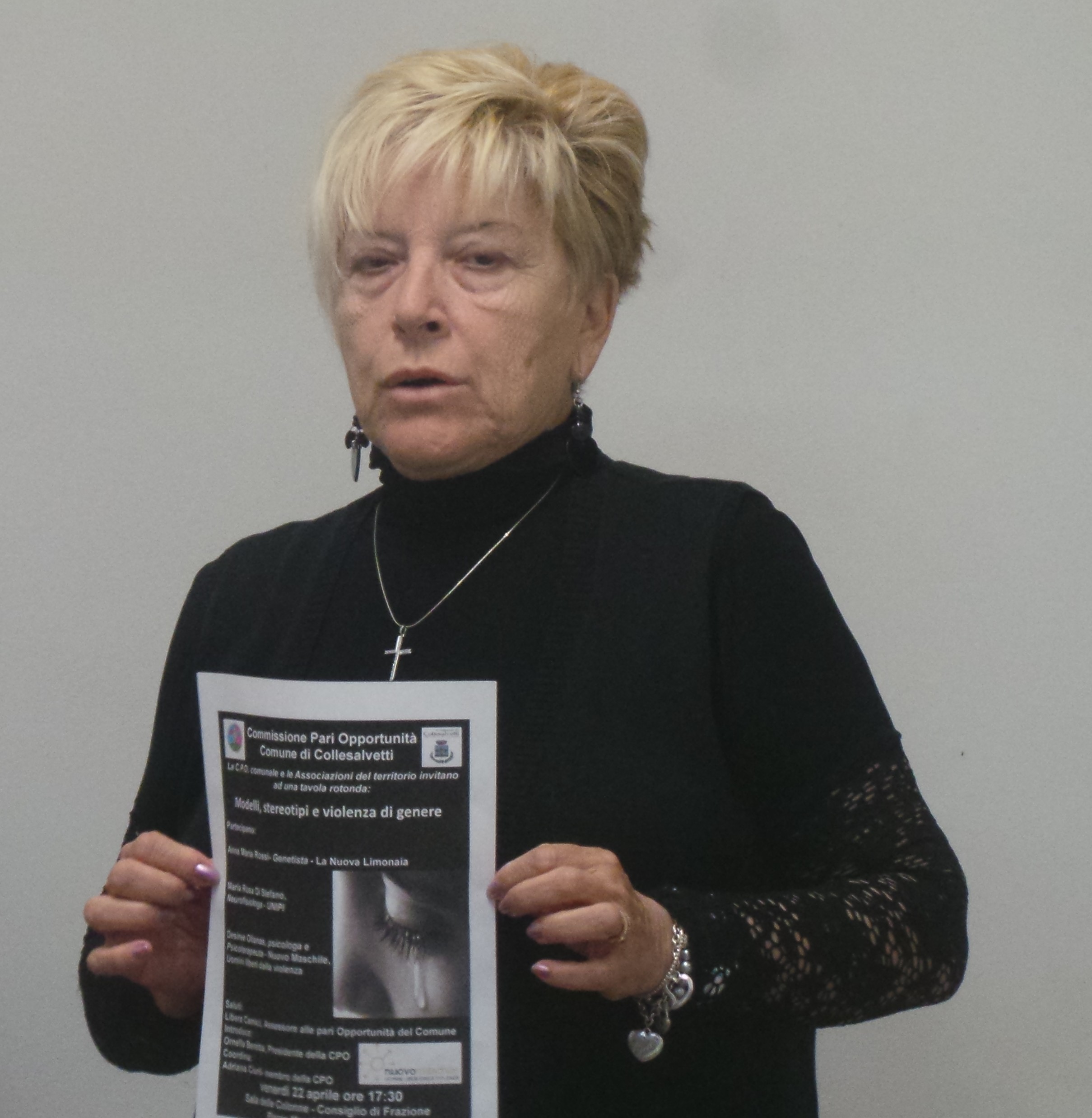 LA COMMISSIONE “PARI OPPORTUNITÀ” A TUTTO CAMPO. A VICARELLO UNA CONFERENZA SU MODELLI, STEREOTIPI E VIOLENZA DI GENERE