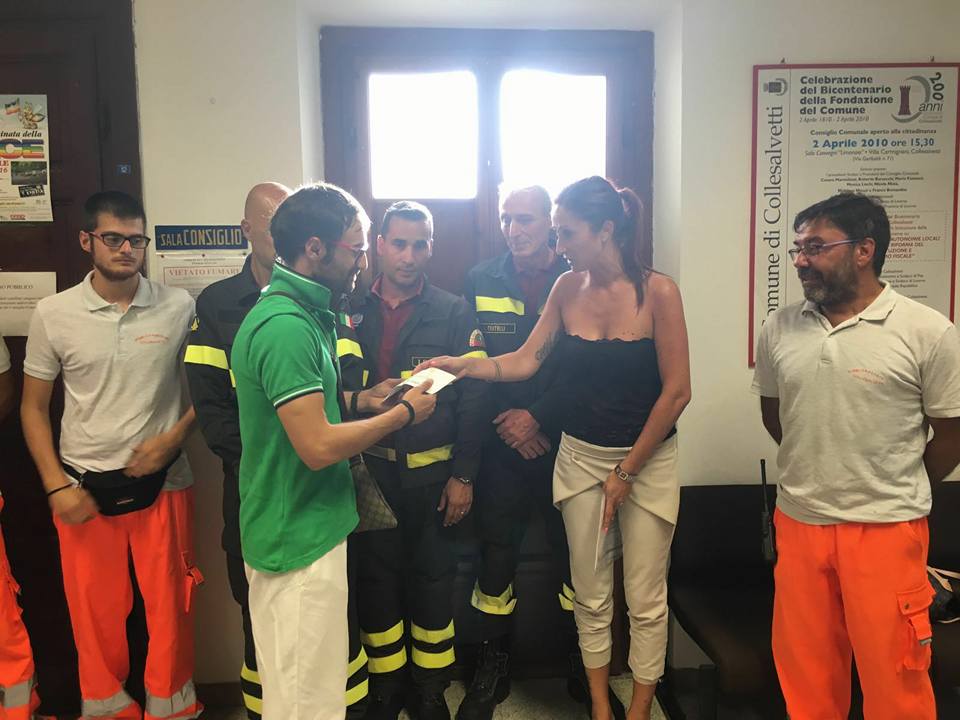 CONSEGNATO CON ASSEGNO PARTE DEL RICAVATO DELLA FESTA DELLE ASSOCIAZIONI PER UNA BAMBINA AFFETTA DA MALATTIA RARA