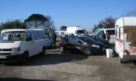 I CARABINIERI DI COLLESALVETTI DENTRO AL CAMPO NOMADI DI NAVACCHIO: DENUNCIATE 3 PERSONE