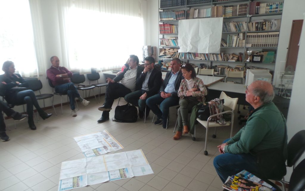 LA GIUNTA COMUNALE A NUGOLA INCONTRA I CITTADINI. IL PUNTO DELLA SITUAZIONE SUL NUOVO POLO SCOLASTICO