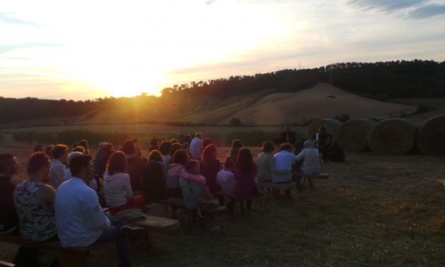 DI PRIMO MATTINO SULLE COLLINE DI GUASTICCE PER ASPETTARE IL SORGERE DEL SOLE… IN MUSICA