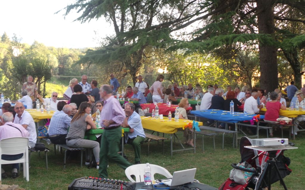 AGGREGAZIONE E DIVERTIMENTO PER 200 PERSONE A “LA BERTE” CON “LA FESTA DEL CHIESINO”