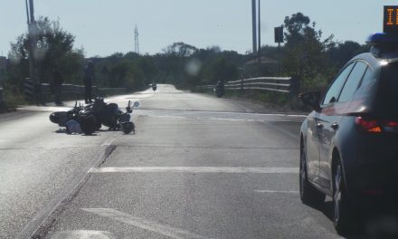 INCIDENTE SULLA 555, AL PASSAGGIO A LIVELLO FRA STAGNO E GUASTICCE: FERITI UN UOMO E UNA DONNA