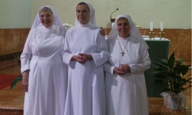 LE SUORE GIANELLINE DICONO ADDIO A COLLESALVETTI. IL SALUTO DEI COLLIGIANI E IL RICORDO DI DON JANUSZ