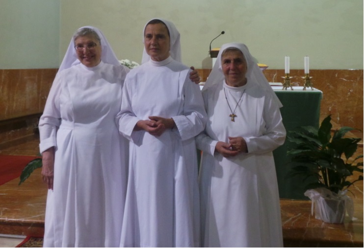 LE SUORE GIANELLINE DICONO ADDIO A COLLESALVETTI. IL SALUTO DEI COLLIGIANI E IL RICORDO DI DON JANUSZ