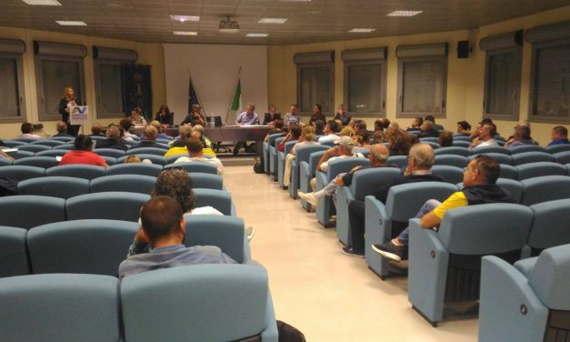 RESPINTA LA MOZIONE DEI CINQUE STELLE CHE CRITICA IL JOBS ACT E CHIEDE UNA COMMISSIONE STRAORDINARIA