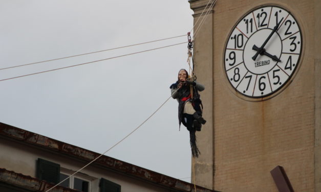 A COLLESALVETTI LA BEFANA SI CALERÀ DALLA TORRE