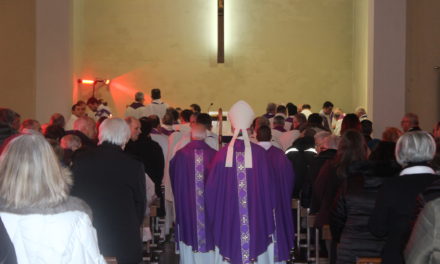 I COLLIGIANI DANNO L’ULTIMO SALUTO A DON JANUSZ MUSIAL