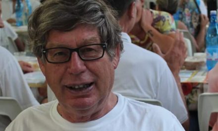 OGGI ALLA CASA DELLA SALUTE DI STAGNO L’APPOSIZIONE DI UNA TARGA IN MEMORIA DEL DOTT. ALESSANDRO SBRANA