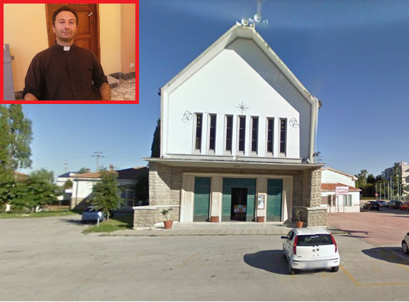 DON RAMON: «IL DEGRADO NELLA PIAZZA DI GUASTICCE DEVE FINIRE. INSTALLERÒ TELECAMERE E RECINZIONI»