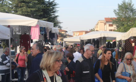 I MIGLIORI BRAND DELL’ABBIGLIAMENTO E IL BUON CIBO A COLLE CON IL MERCATINO DEL FORTE E LO STREET FOOD