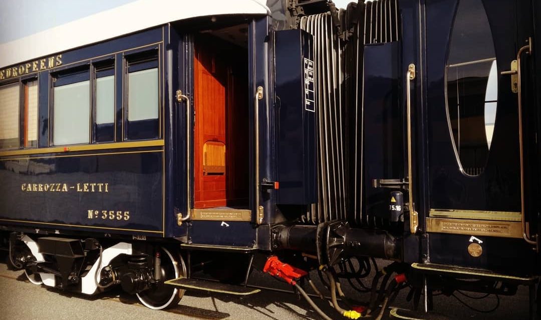 GUASTICCE SALUTA L’ORIENT EXPRESS: IL GIOIELLO SU ROTAIA È PARTITO ALLA VOLTA DI VENEZIA