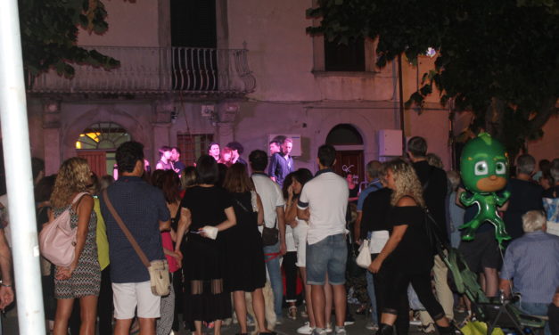 A COLLESALVETTI MUSICA IN STRADA ED EVENTI CULTURALI ALL’INSEGNA DELL’AGGREGAZIONE PER LA “NOTTE CLARA”