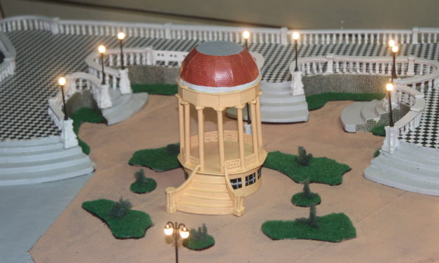 PRESENTATA LA SCULTURA REALIZZATA PER LE FESTIVITÀ NATALIZIE DALLO STAGNINO MARCO CECCONI