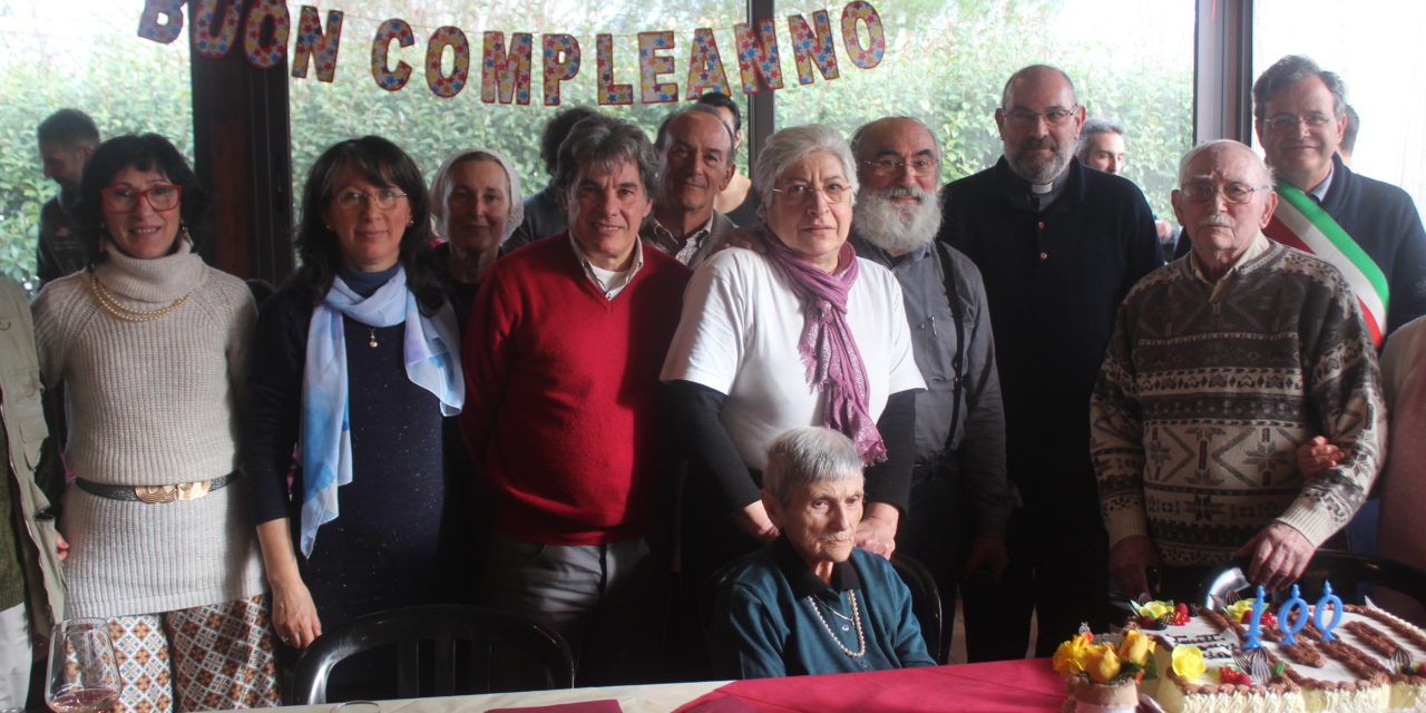 LUIGI BENETAZZO FESTEGGIA I SUOI 100 ANNI AL LAGHETTO DI BADIA CIRCONDATO DALL’AFFETTO DEI SUOI CARI