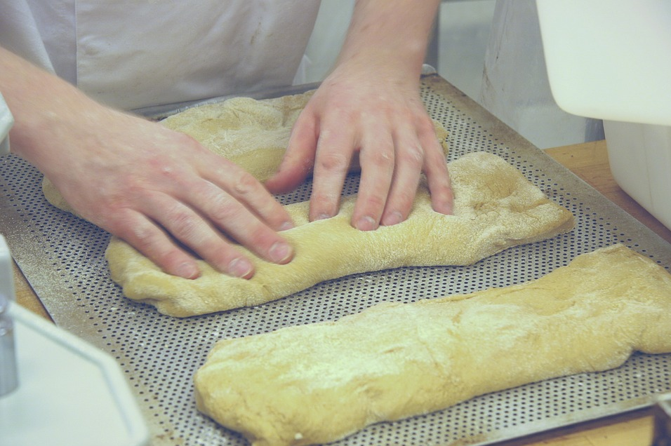 COOPERATIVE DI COMUNITÀ: DALLA CHIUSURA DEL PANIFICIO A… SPUNTI PER IL TERRITORIO COLLIGIANO