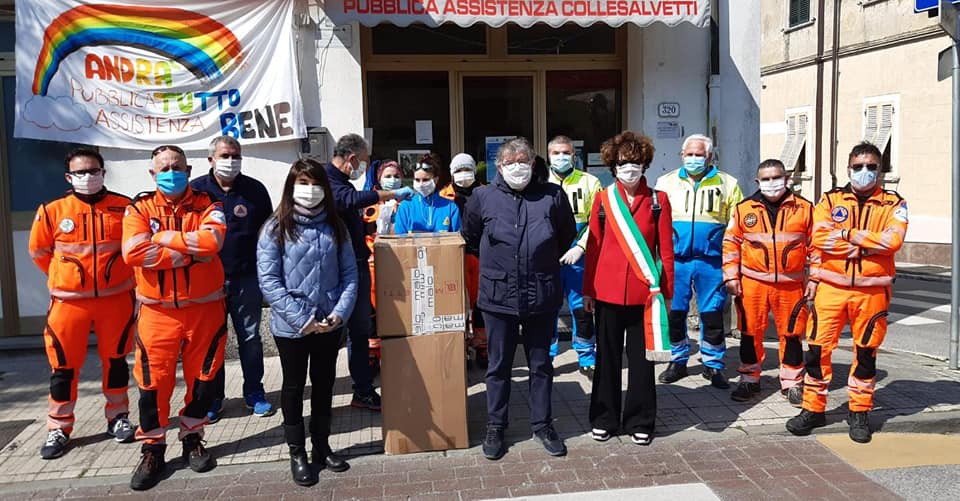 LE FARMACIE DEL TERRITORIO DONANO 4.000 MASCHERINE