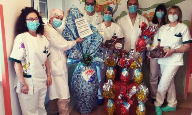 SOLIDARIETÀ PASQUALE: DONATE UOVA DI PASQUA AL REPARTO DI PEDIATRIA DELL’OSPEDALE DI LIVORNO
