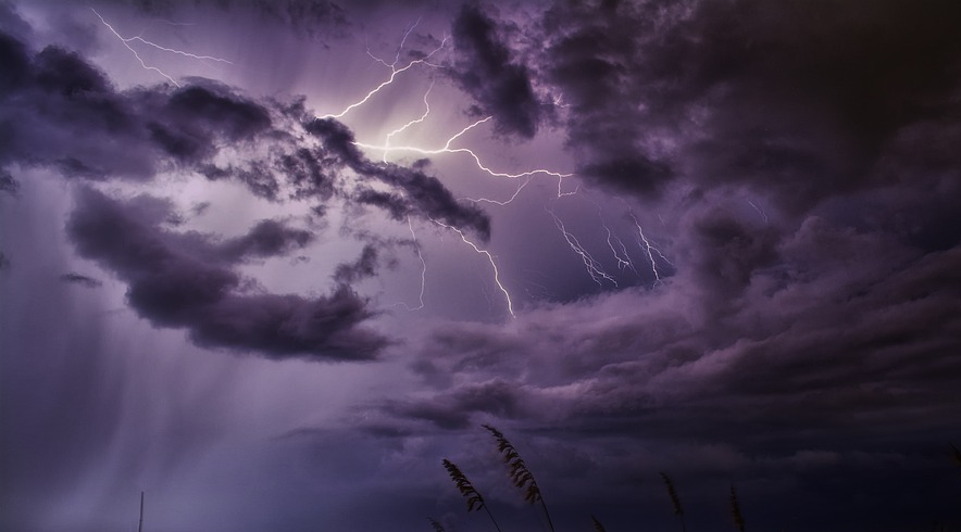 PIÙ DI MEZZA TOSCANA IN ALLERTA METEO ARANCIONE