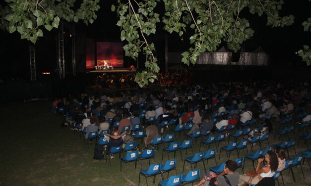 A GUASTICCE IL PUBBLICO PREMIA ANCORA UNA VOLTA “OPERA AL LAGO”
