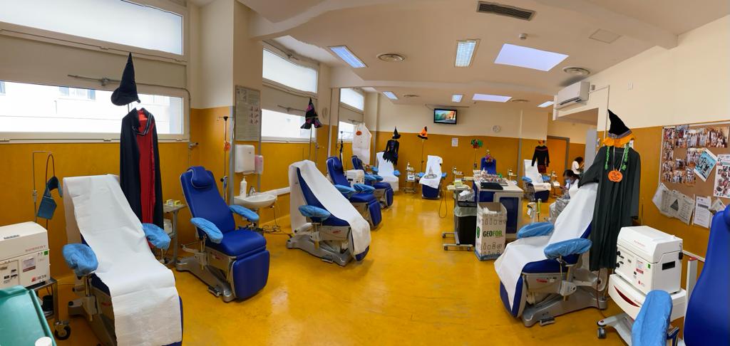 “DRACULA DAY”: AL CENTRO TRASUSIONALE TRA ZUCCHE, SCHELETRI E VAMPIRI IN CERCA DI SANGUE