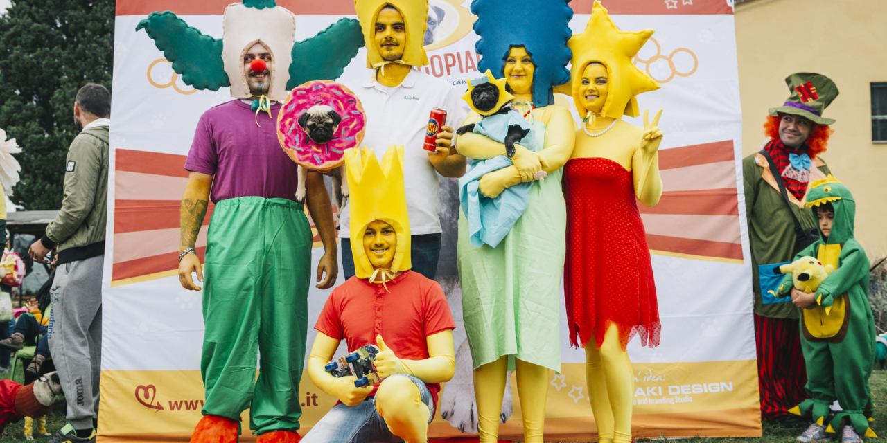 TORNANO LE “UGOPIADI”, IL RADUNO GUASTICCIANO DI CANI CARLINI, CHE SFILERANNO SUL RED CARPET CON COSTUMI MEDIOEVALI CREATIVI E FOLLI