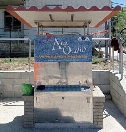 NUOVA FONTANELLA DI ALTA QUALITÀ A COLLESALVETTI: UN PASSO AVANTI PER LA COMUNITÀ E L’AMBIENTE