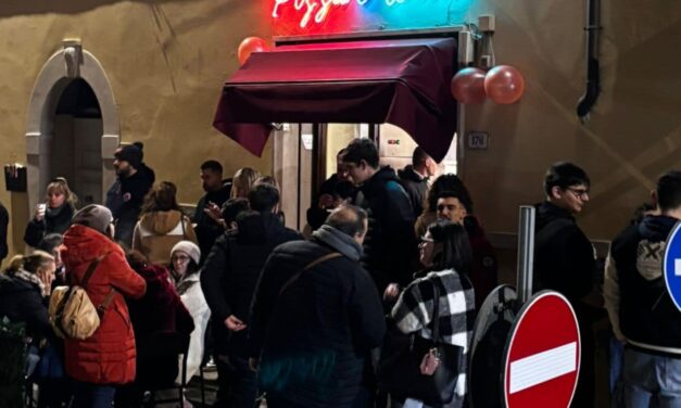 RIAPRE “PIZZA E TORTA”:  LA STORICA PIZZERIA NEL CUORE DI COLLESALVETTI   