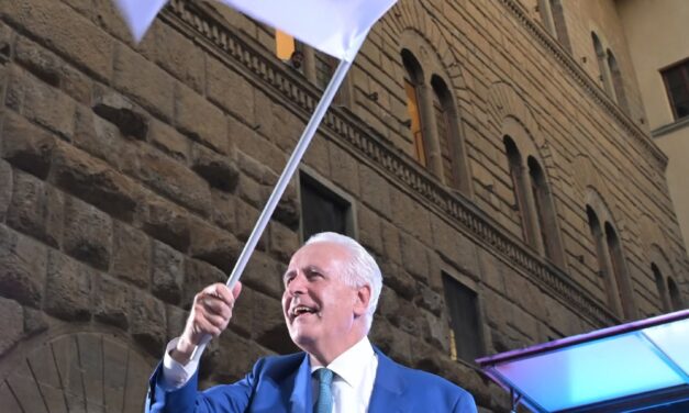 REGIONALI TOSCANA 2025: GIANI RICONFERMATO CON AMPIO MARGINE. AFFLUENZA AL MINIMO STORICO, COLLESALVETTI CONFERMA LA TENUTA DEL CENTROSINISTRA