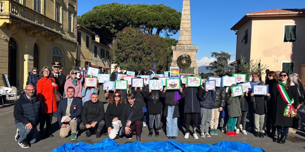 COLLESALVETTI CELEBRA IL CENTENARIO DEL MONUMENTO AI CADUTI: «LA MEMORIA È UN PONTE PER LA PACE»